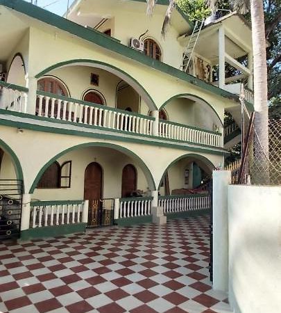 Joaquina'S Guest House Calangute Zewnętrze zdjęcie