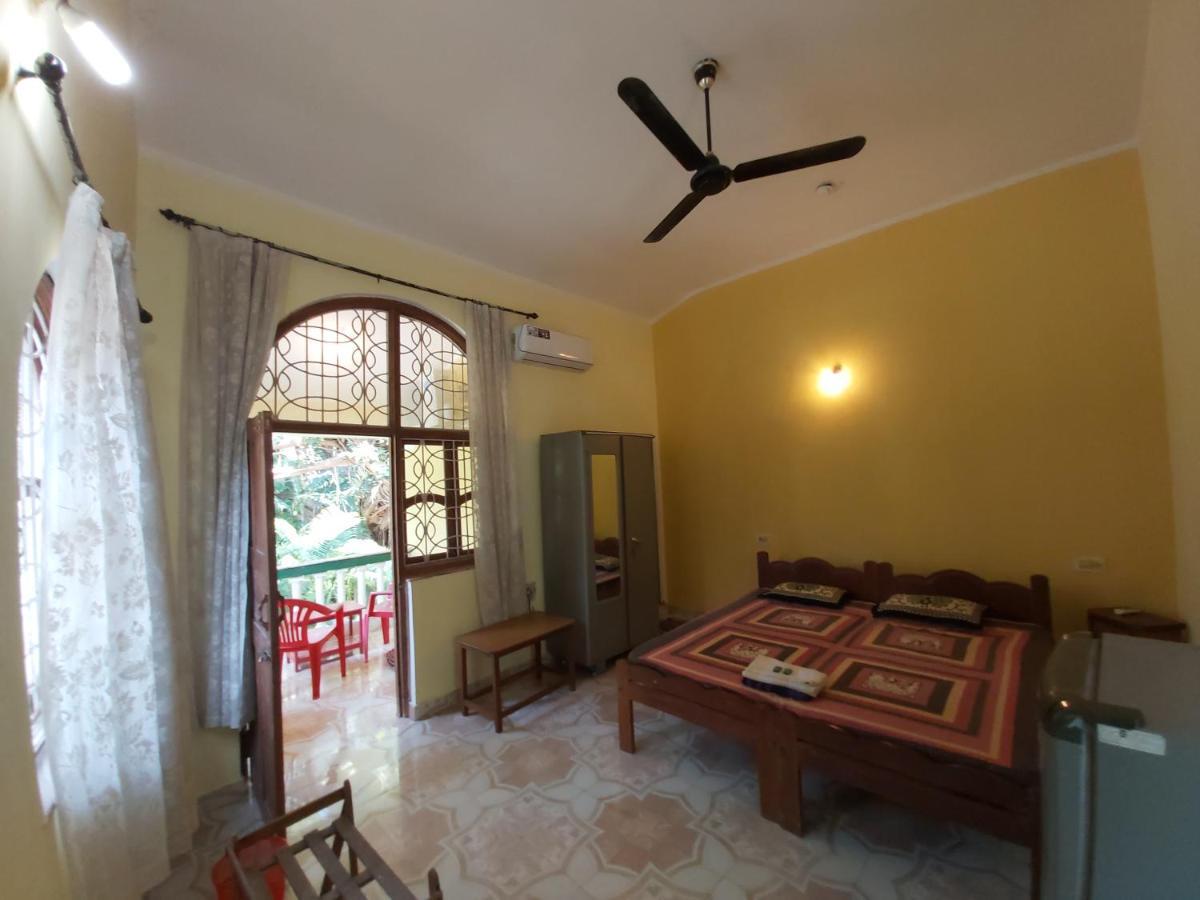 Joaquina'S Guest House Calangute Zewnętrze zdjęcie
